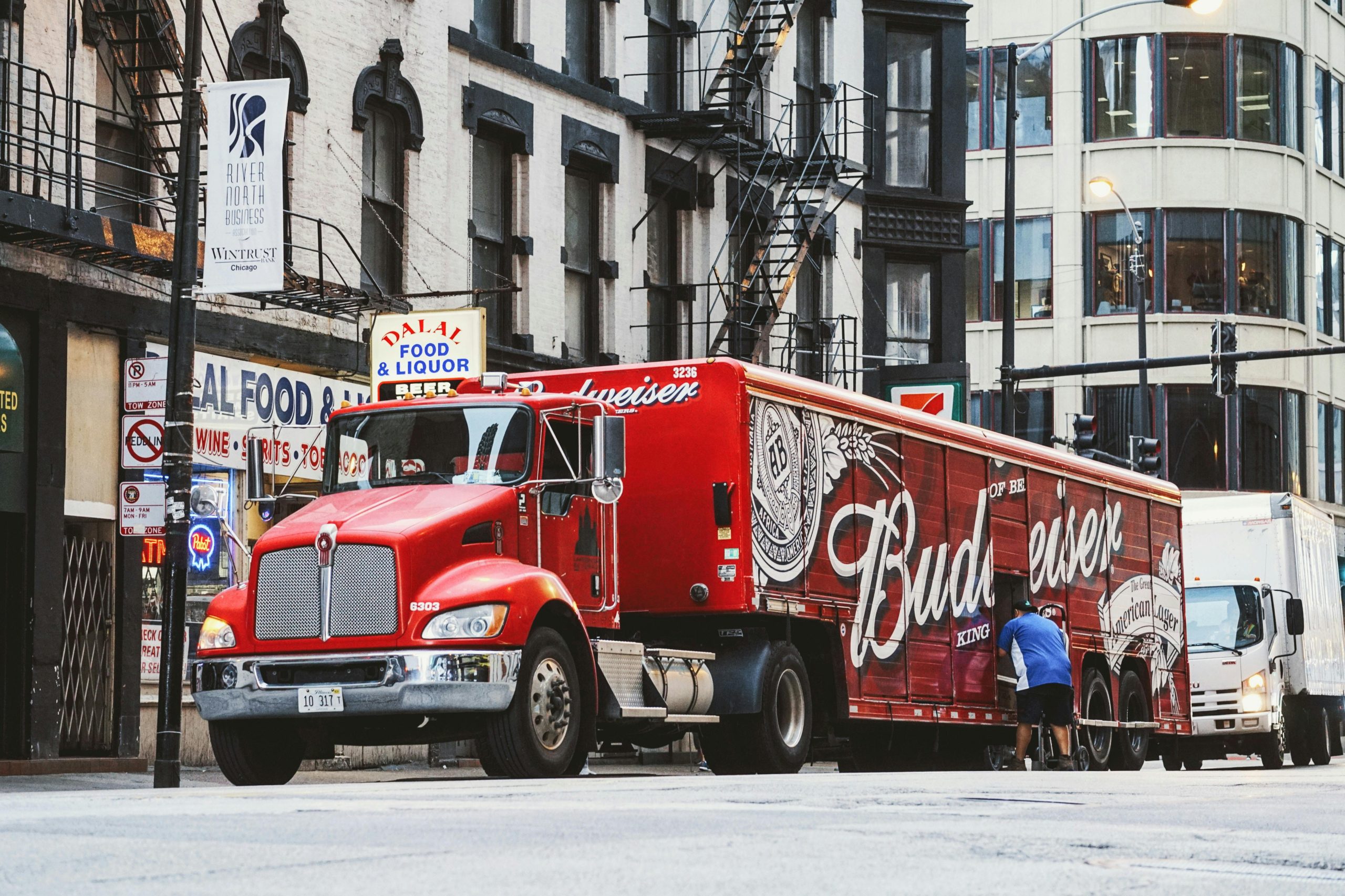 7-Eleven Launches Beer Delivery in 18 Cities